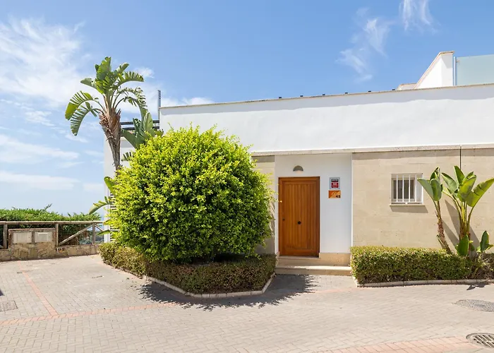 Santa Clara Golf Duplex By Aora Daire